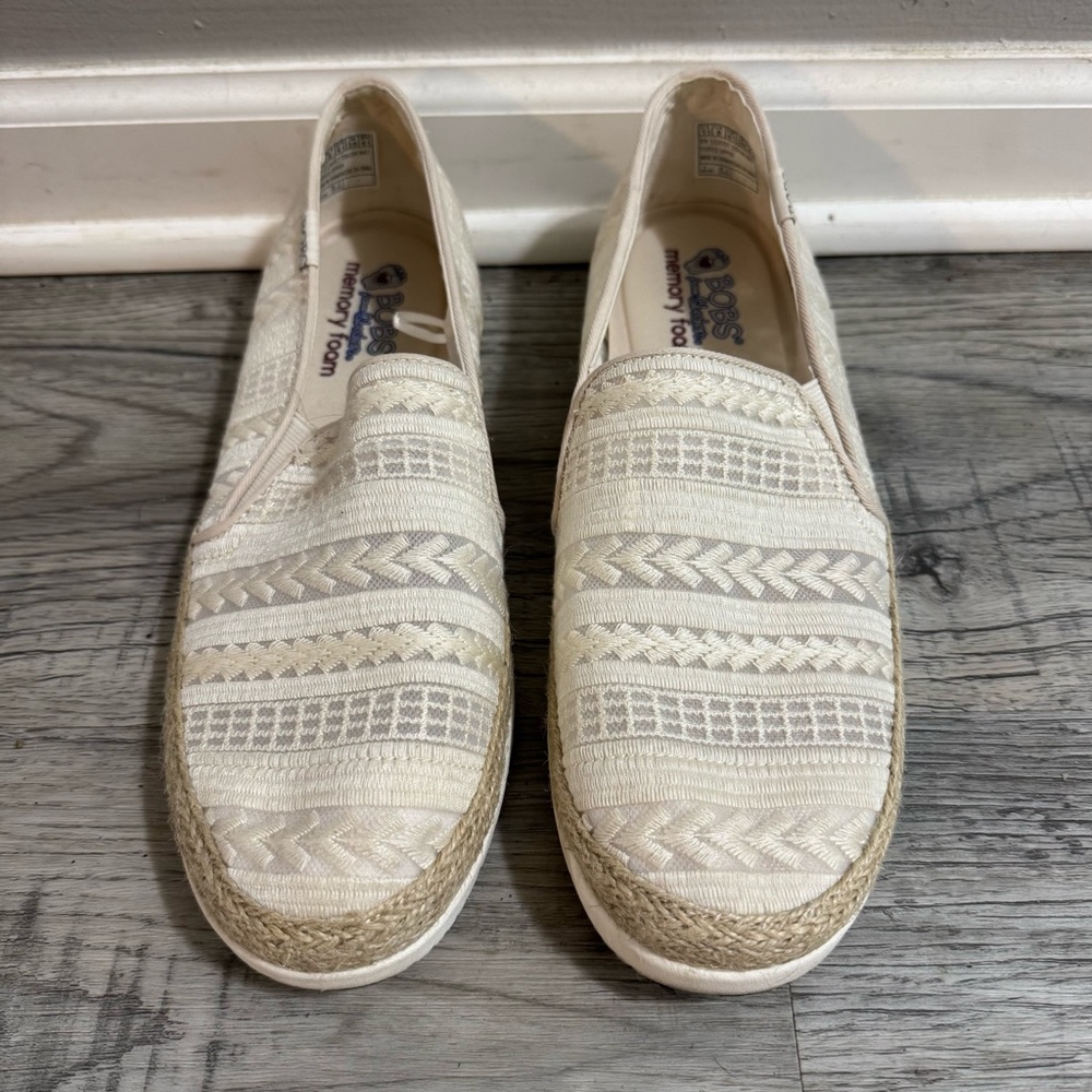 Bobs from Skechers Memory Slip On Shoes. Women’s Size 11